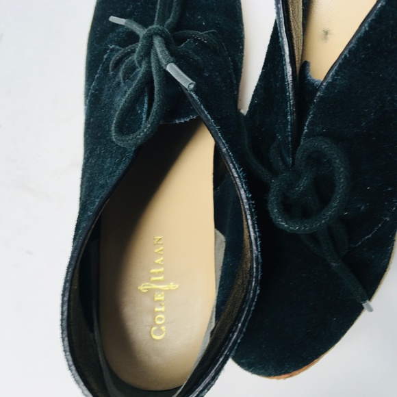 Cole Haan Black Suede Wedge Bootie Size 6.5 EUC - Picture 7 of 7